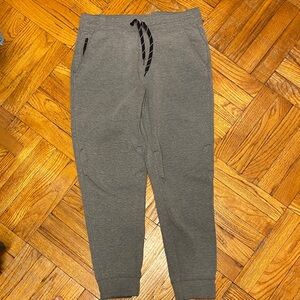 Gapfit Performance Joggers/ Sweatpants Men’s Size Medium Used